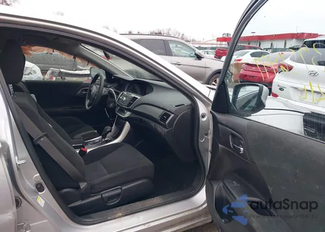 2013 Honda Accord Lx z USA, uszkodzony, nr VIN 1HGCR2F32DA089491